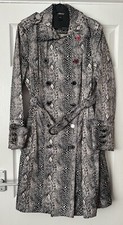 Beautiful Julien Macdonald ‘star’ Iconic Snake Print Belted Trench Coat Size 14