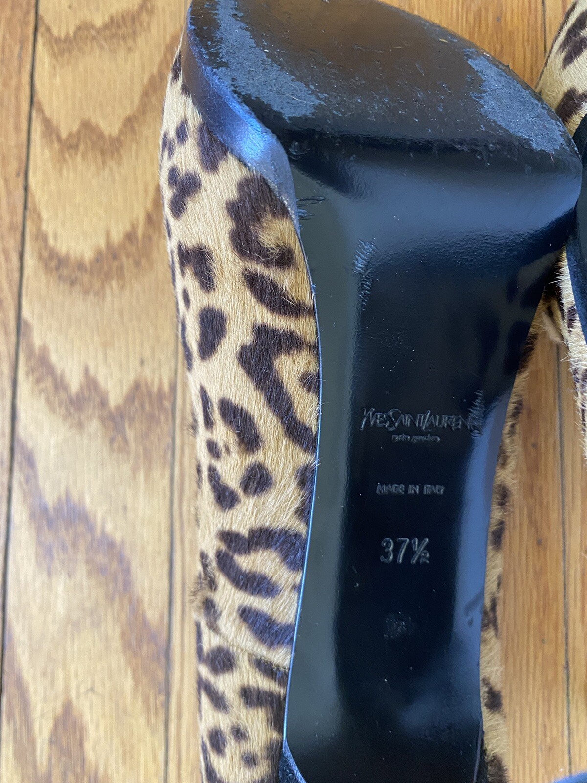 YVES Saint Laurent YSL Paris stampa leopardata tacchi plateau capelli pony
