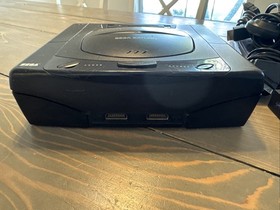 Sega Saturn Model 2 w/ Saroo + 128GB SD + Scart, 2 controllers & 3 Games!