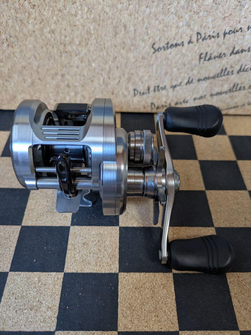 Shimano 20 Calcutta Conquest DC 101HG Baitcasting Reel Shimano 20 Calcutta Conquest DC 101HG Baitcasting Reel