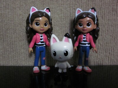 Gabby's Dollhouse Friends Pandy Paws & 2 Gabby Figures Netflix Dreamworks