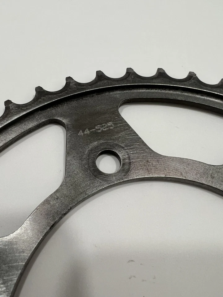 ✅16-24 SUZUKI GSXS1000 GSX-S1000 RK Drive RK Drive Sprocket 64511-04K00 - Image 4 of 4