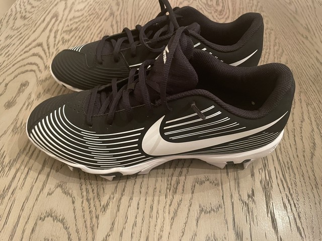 nike softball shoes