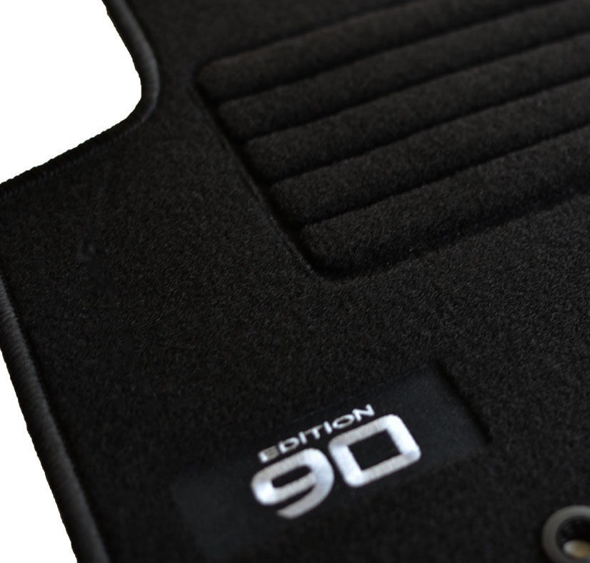 Tapis de sol anti-poussière brodés pour protéger la moquette de votre Volvo XC90