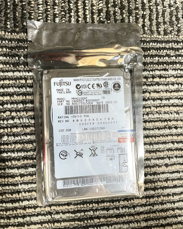 Fujitsu 100 GB,Internal,2.5" 4200 RPM, IDE MHV2100ATInternal Hard Disk Drives - Image 2 of 4