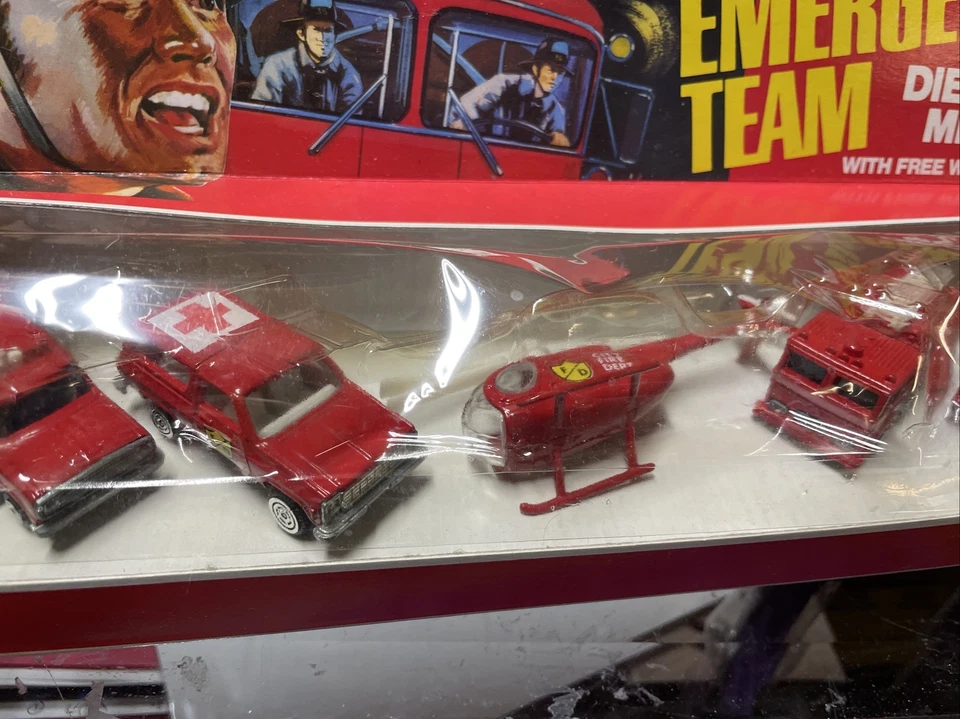 Emergency Team TV Show Opened Box Gift Set Imperial Super Rare Nr Mint Diecast - Image 2 of 4