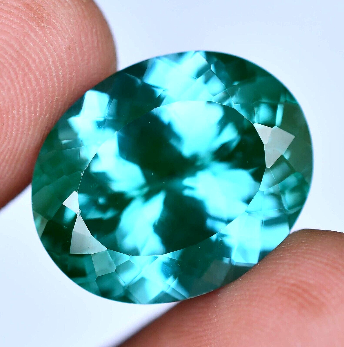 28.35 Ct Natural Paraiba Tourmaline Greenish Neon Blue