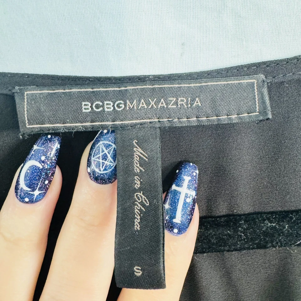 BCBG MaxAzria Quincey 黑色透明连身裤 S 码短裤口袋                     — 第 4/4 张图片