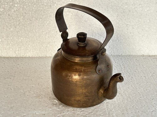 Eine alte feine Messing reiche Patina indisches traditionelles Geschirr Teekanne, Teekessel - Bild 4 von 12