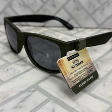 NWT Foster Grant All Terrain Sunglasses AT 2111 Green Square Frames