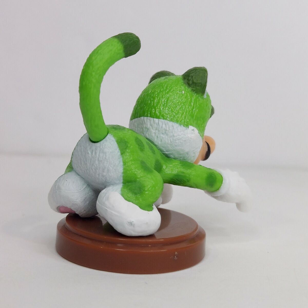 Super Mario 3D World Fury 2 Cat Mario Choco Egg Figure Gashapon