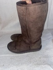 UGG Classic Tall Womens Size W8 Shearling Brown Suede Sheepskin Mid Boots