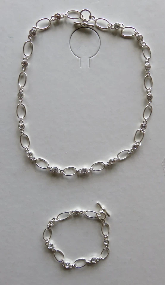 Schmuckset - Halskette, Armkettchen / Armband - neuwertig