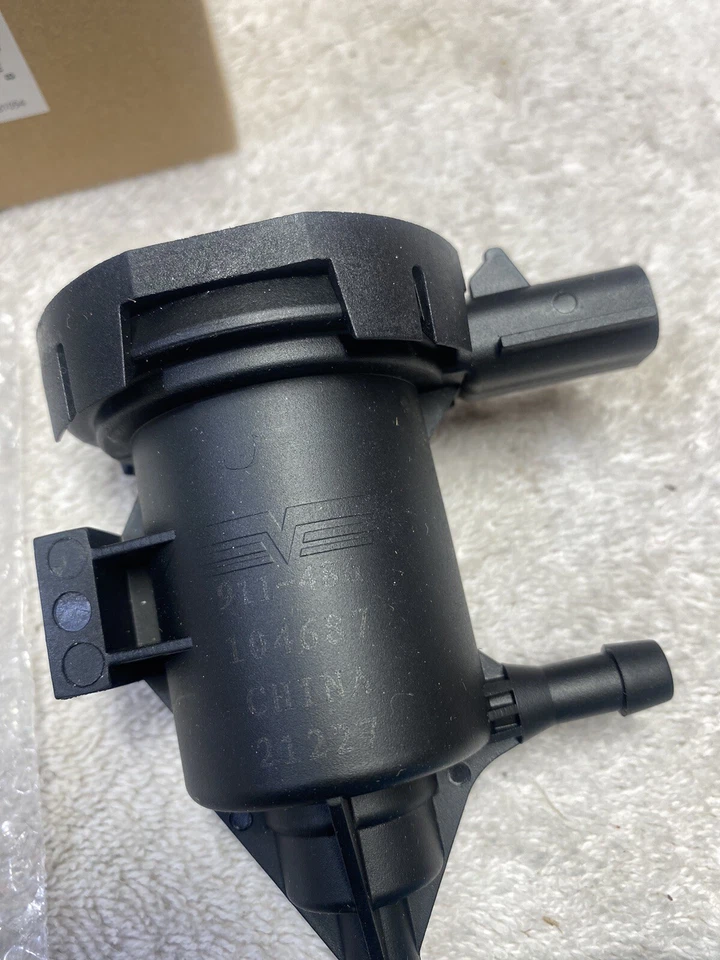 Válvula de purga 911-486 Dorman para Dodge Charger Chrysler 300 Challenger Magnum 2008 Foto 4 de 4