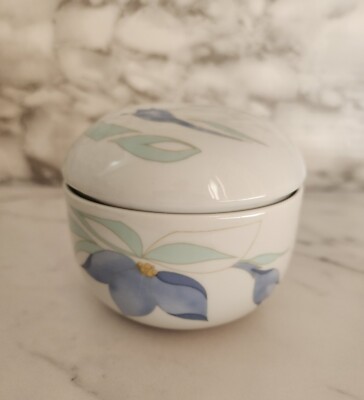 Vintage Kahla Pottery Covered Ceramic Floral Design Dish Bowl with Lid