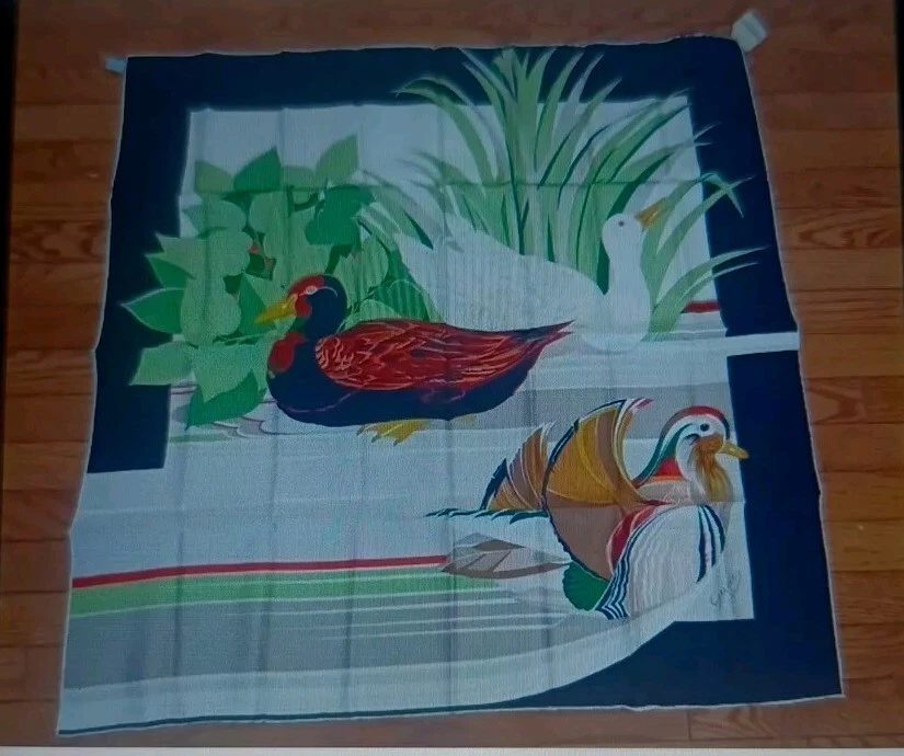 Foulard canard en soie vintage signé Gucci multicolore 33