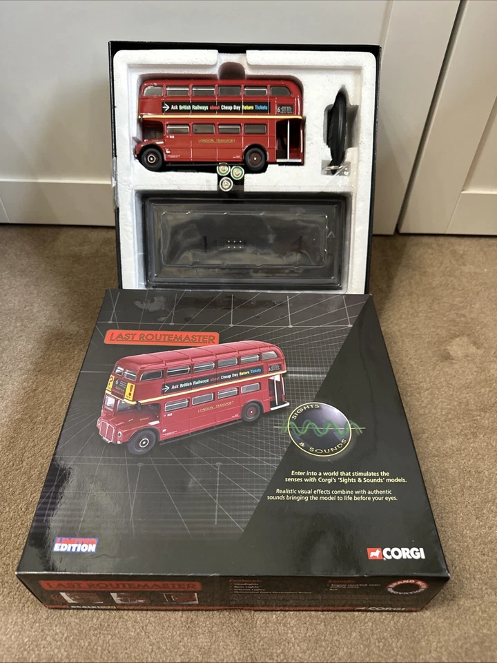 Autobús diecast Corgi CC25908 AEC Routemaster con caja juego completo Foto 4 de 4