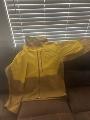 Norrøna lofoten gore-Tex men s jacket size 2XL $400-$500 IN STORE. Mint.