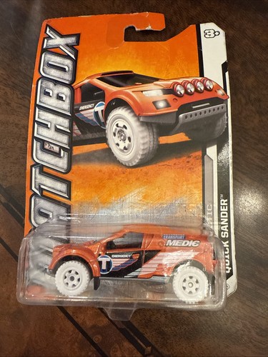 2011 MATCHBOX MBX ARCTIC QUICK SANDER ORANGE WITH WHITE WHEELS MEDIC 9/10 - Picture 4 of 4