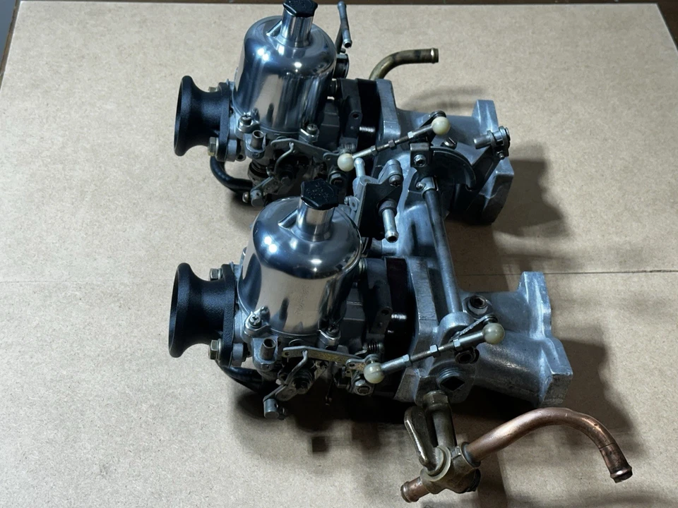 1970 Datsun 1600 Roadster Carburetor Assembly Hitachi SU SR311 - Image 3 of 4