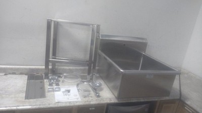 Sani-Lav U24242 24 In Bowl Length/Width 2 GPM Stainless Steel Utility Sink