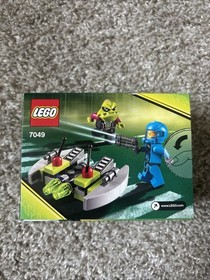 LEGO Space: Alien Striker (7049) NIB