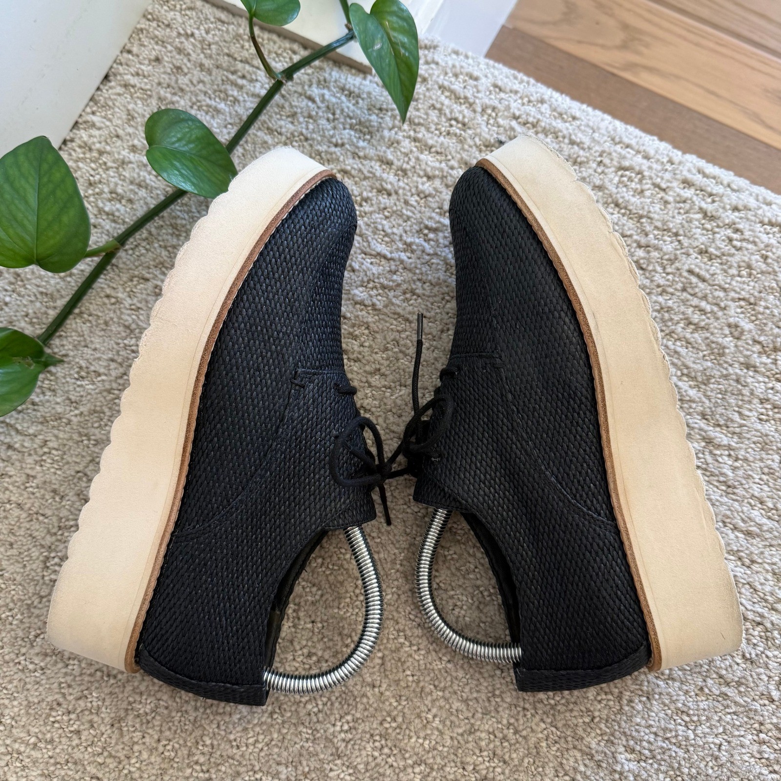 Women 8 Black Luxury Minimalist