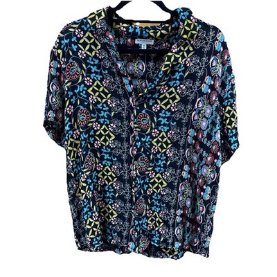Earthbound Trading Co Short Sleeve Button Down Black Floral Shirt Size M