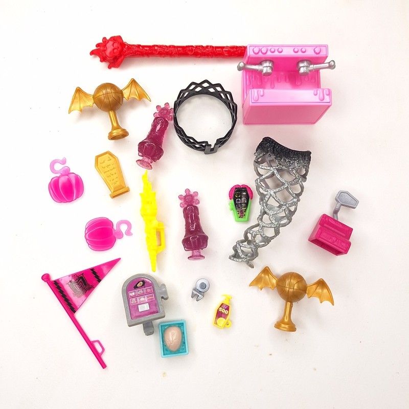 Monster High Doll Miscellaneous Playset Replacement Pieces Accessories 