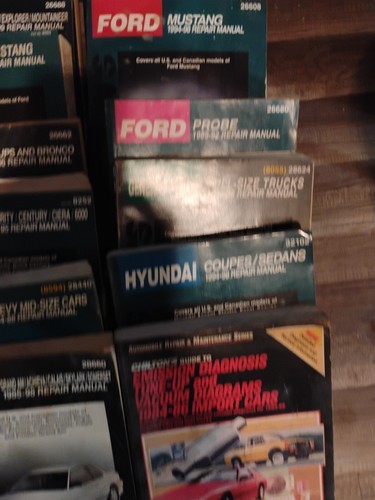 Chilton's Manuals, GM, Ford, Toyota, Hyundai, Nissan, Your Choice - Picture 6 of 6