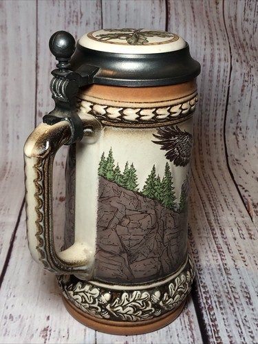 Anheuser Busch Old World Gallery “Sea Eagle” Stein GZ18 Germany Beer .5L - 第 5/13 張圖片