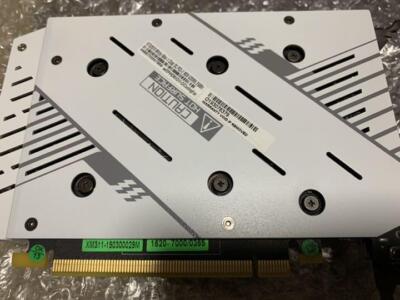 GeForce RTX 2070 SUPER 8GB 白 Galax ホルダー付 白い3連ファン搭載のGeForce RTX 2070 SUPERがGALAKUROから、実売7万円