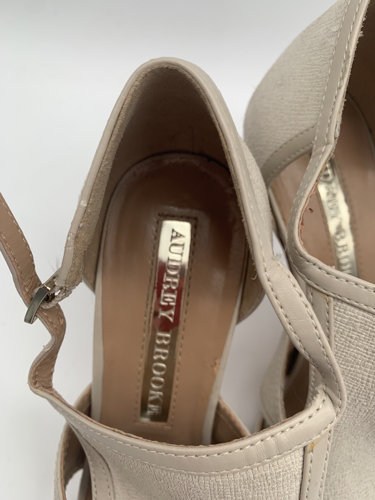 Audrey Brooks Suede Women’s Size 7 Nude Colored Slip On Heels 4” thumbnail 2