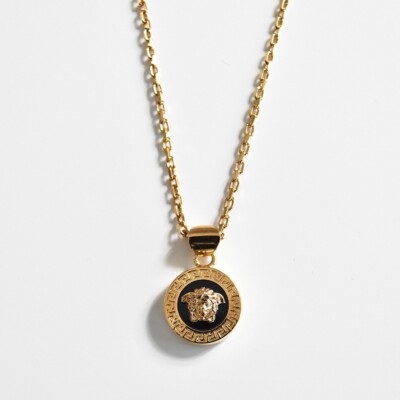 【関税＆送料込み】Versace 'Medusa' Necklace Versace Medusa 95' Necklace | Neiman Marcus