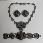 VTG Silver Tone Fruit Salad Etruscan Style Runway Necklace Bracelet Earrings Set — photo 4