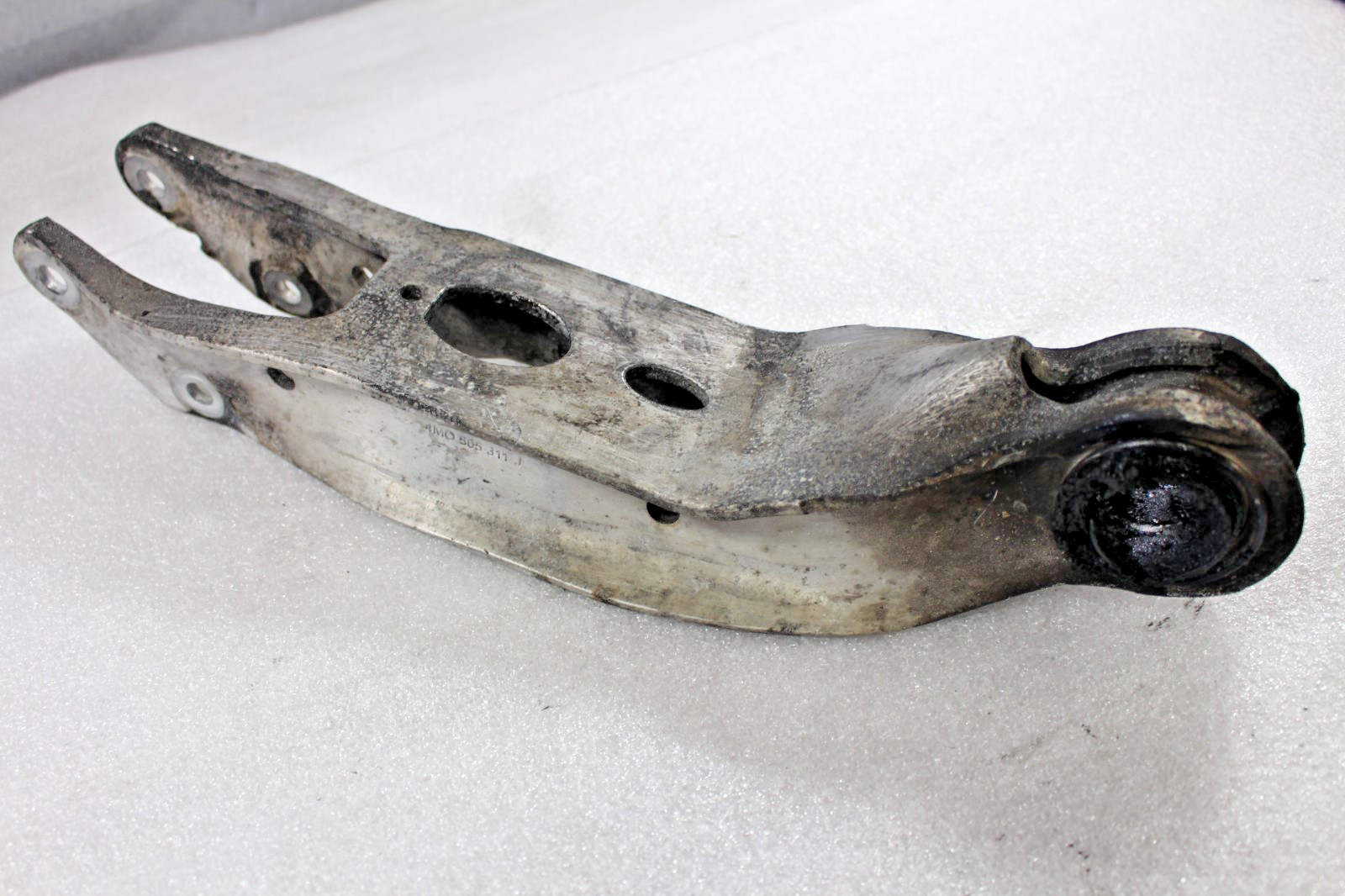 Lamborghini Urus, Rear Lower Control Arm, Fire Dmg, Used, P/N 4M0505311J