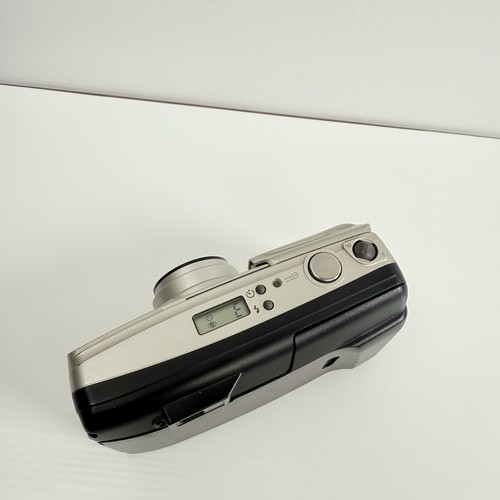 Olympus Superzoom 76g 35mm Film Point and Shoot Camera Silver - Tested Boxed - Picture 7 of 11
