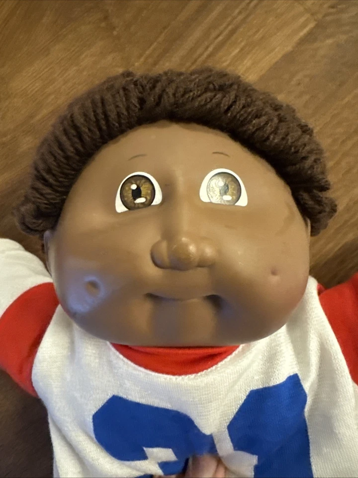 Cabbage Patch Kid Boneca Antiga Anos 80 31 Roupa Jogger Olhos Castanhos Cabelo Castanho - Imagem 4 de 4
