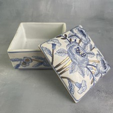 ASIE CHINE boite vintage décor fleurs floral marque rouge 6 caractères