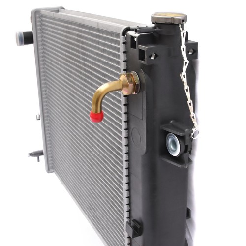 Aluminum Radiator For Toyota Forklift 7FGU20 7FGU25 OE 16420-U2170-71 - Picture 8 of 9
