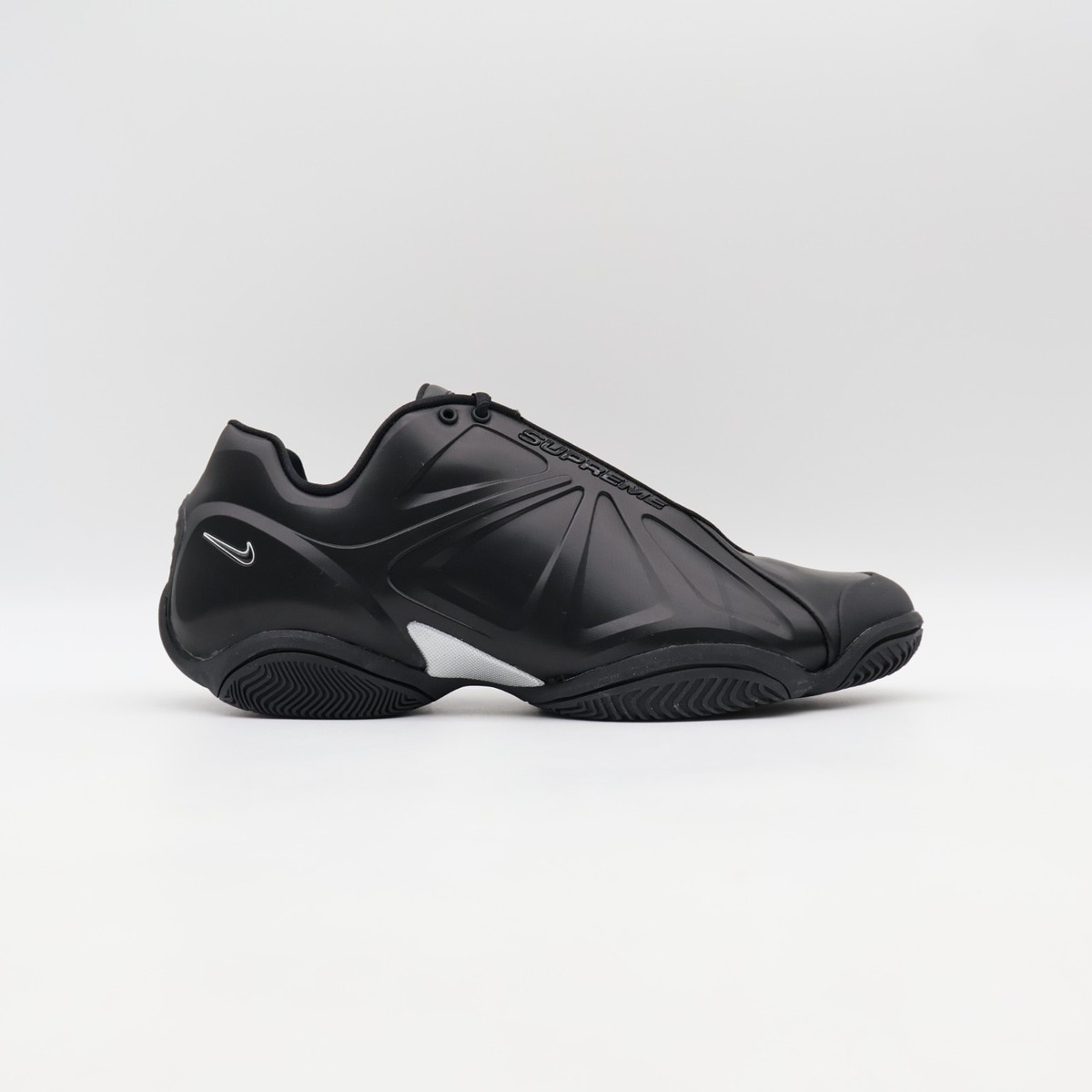 FB8934-001 Supreme Nike Air Zoom Courtposite Black Metallic