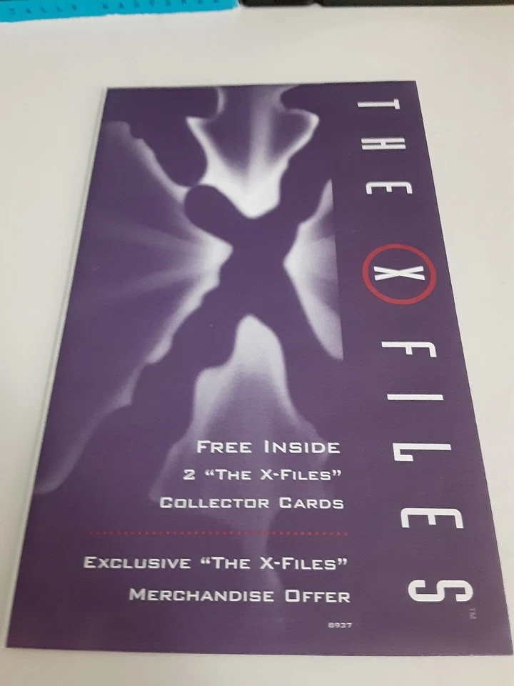 The X Files VHS Tape Lot of 2 Sci-Fi Horror TV Vintage & Sealed Exclusive Cards - Image 3 of 4