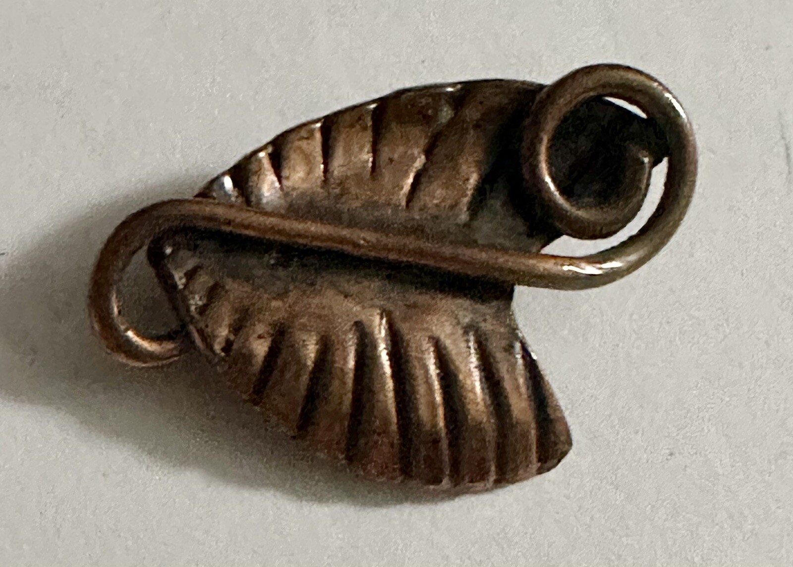 Small Solid Copper Leaf Pin Vintage Brooch 1-1/2”… - image 3
