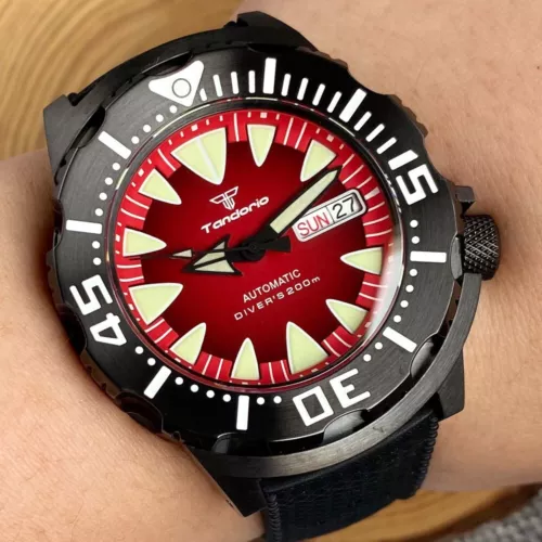 Reloj Tandorio 42MM Monster Rojo Automático NH36A 20ATM Movimiento Hombre Cristal Zafiro