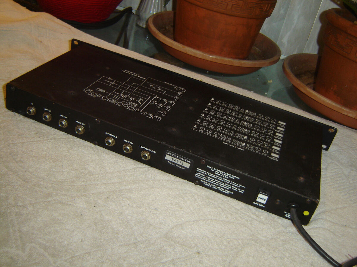 DOD R-908 Digital Delay System, Flanger Chorus Double Echo DOD R-908 Digital Delay System, Flanger Chorus Double Echo