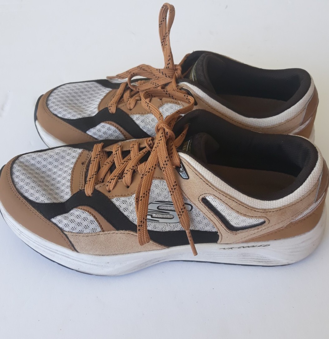 Skechers Men display picture 1