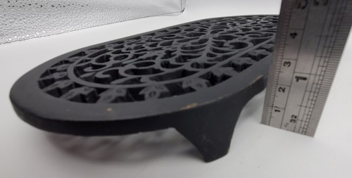 Enamelled Trivet Black Cast Iron V Heavy Solid. - Picture 12 of 14