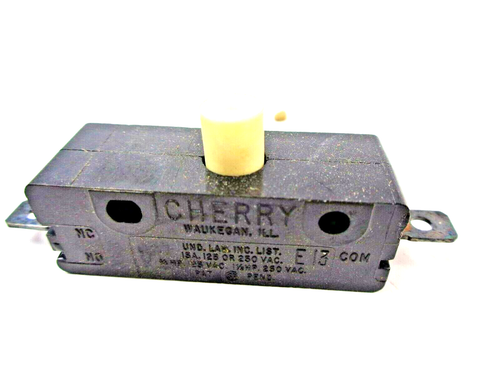 Chrysler Outboard 319449 Safety Switch N.O.S. Chrysler 1972 70hp 707HE Outboard - Picture 3 of 4