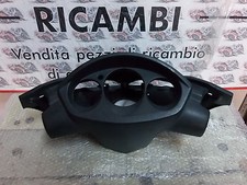 GEOPOLIS SR 125-250 05 2012  COPPIA CARENA FISSAGGIO STRUMENTAZIONE