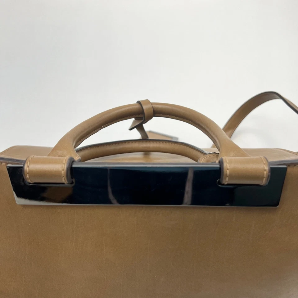 The Limited Handbag Satchel Brown Removable Strap Inner Pockets - Image 4 of 4